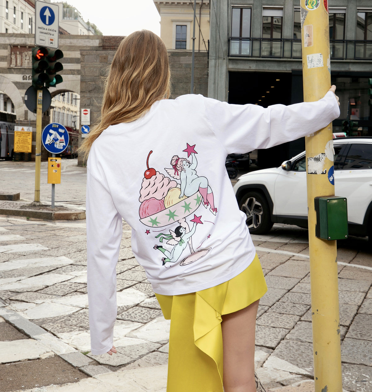 "I SHOULD HAVE SEEN THE RED FLAGS" LONG SLEEVE T-SHIRT-thumbmail-4