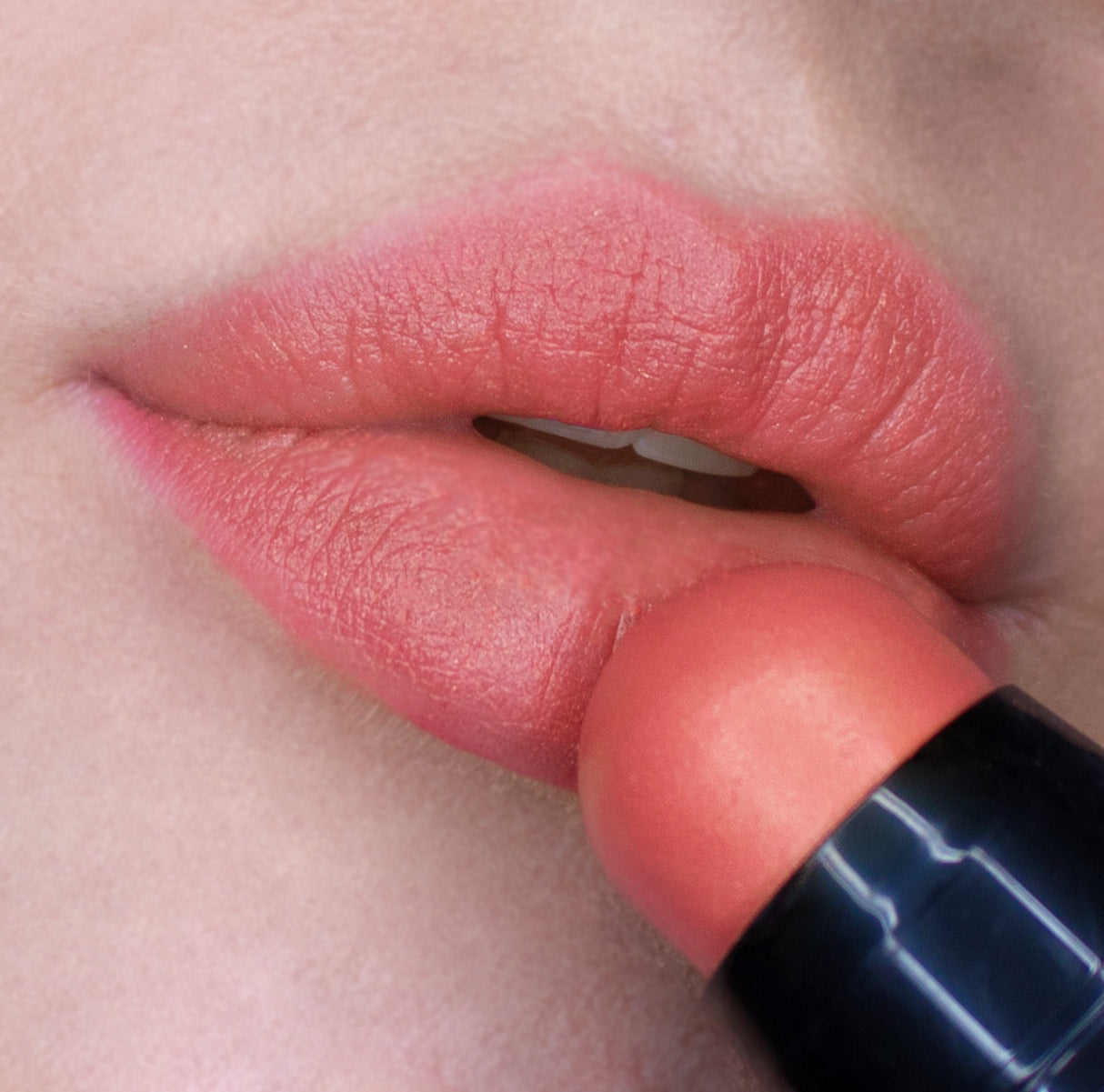 LIP & CHEEK - AS U LIKE 01-thumbmail-4